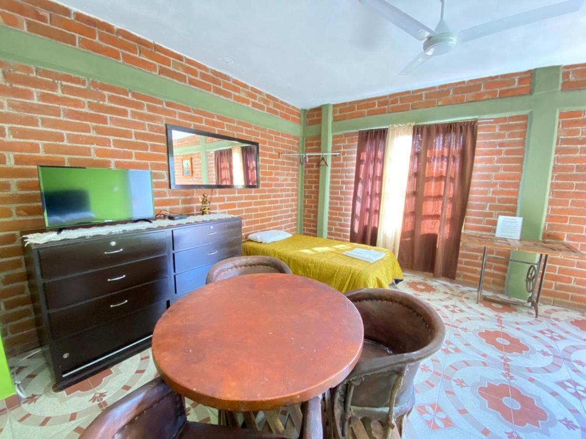 Hotel La Estancia Rio Verde Ngoại thất bức ảnh