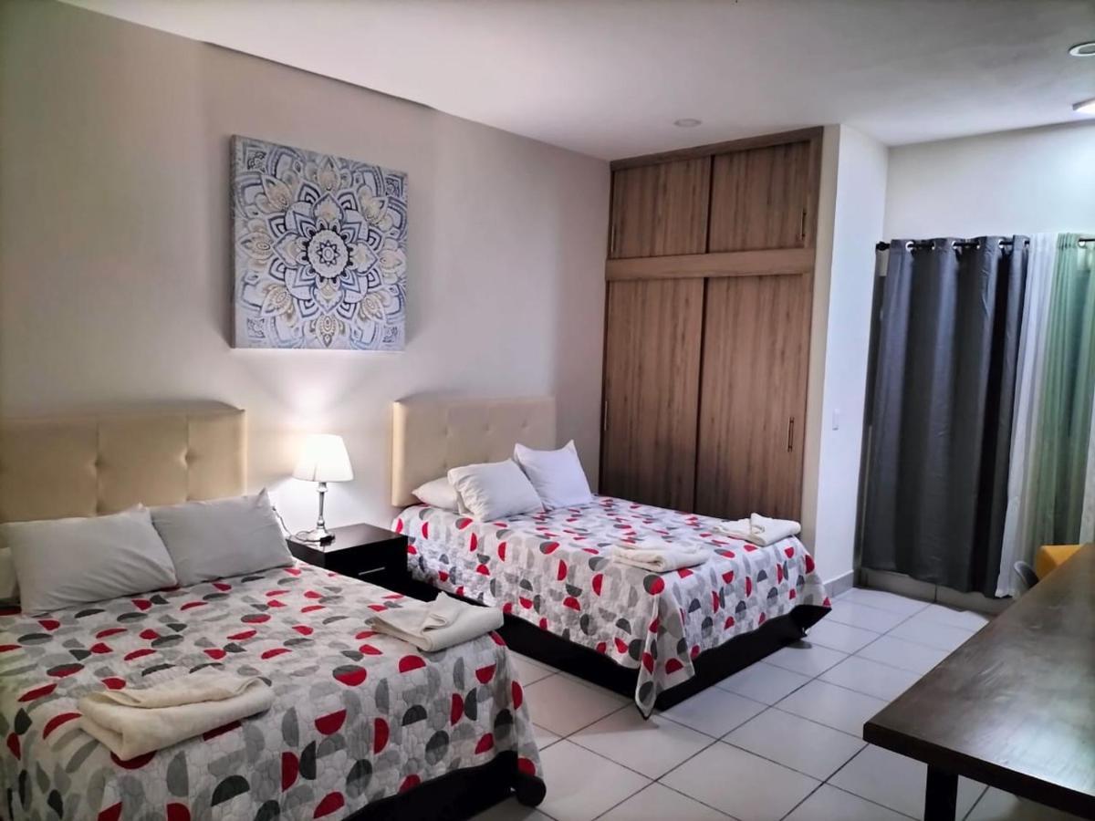 Hotel La Estancia Rio Verde Ngoại thất bức ảnh