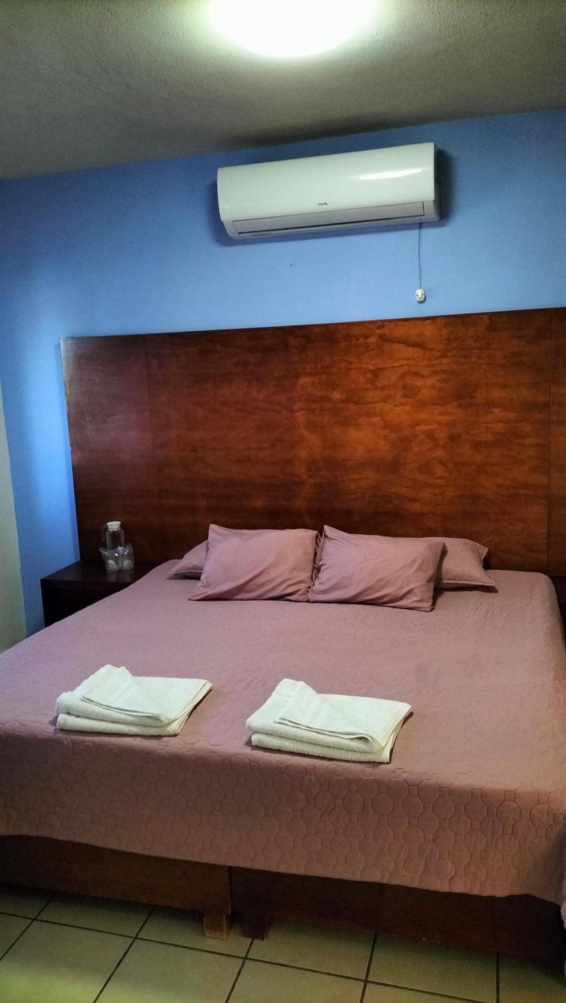 Hotel La Estancia Rio Verde Ngoại thất bức ảnh